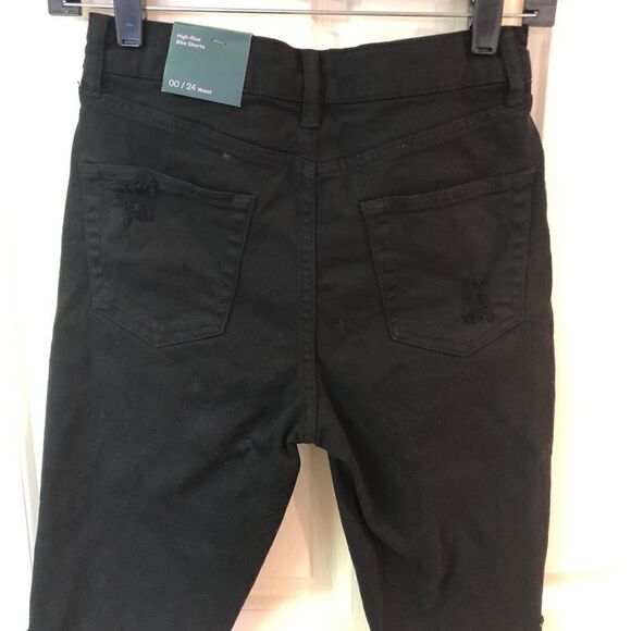 wild fable distressed jean shorts - Picture 3 of 7